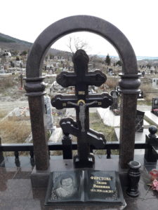 Элитные памятники на могилу в Краснодаре